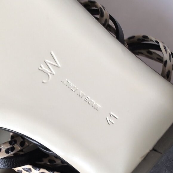 Jason Wu Snakeskin Strap Flat Sandal Womens Size 10 | Eur 41 - Picture 11 of 11